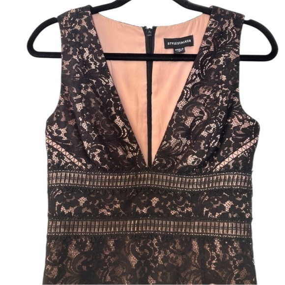 Stylestalker Women’s Medium Black Lace Marjella Asymmetric Deep Dress - Picture 4 of 8